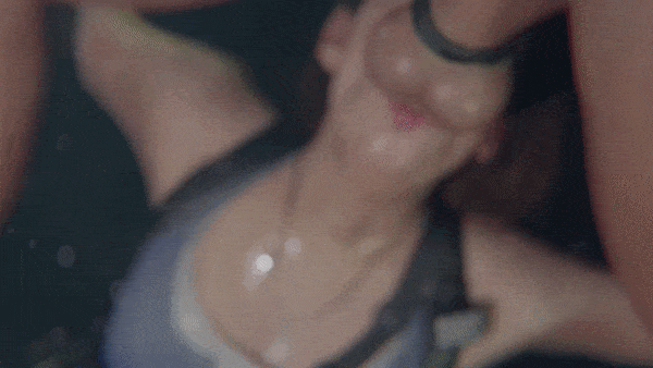 Jill Valentine Throatpied